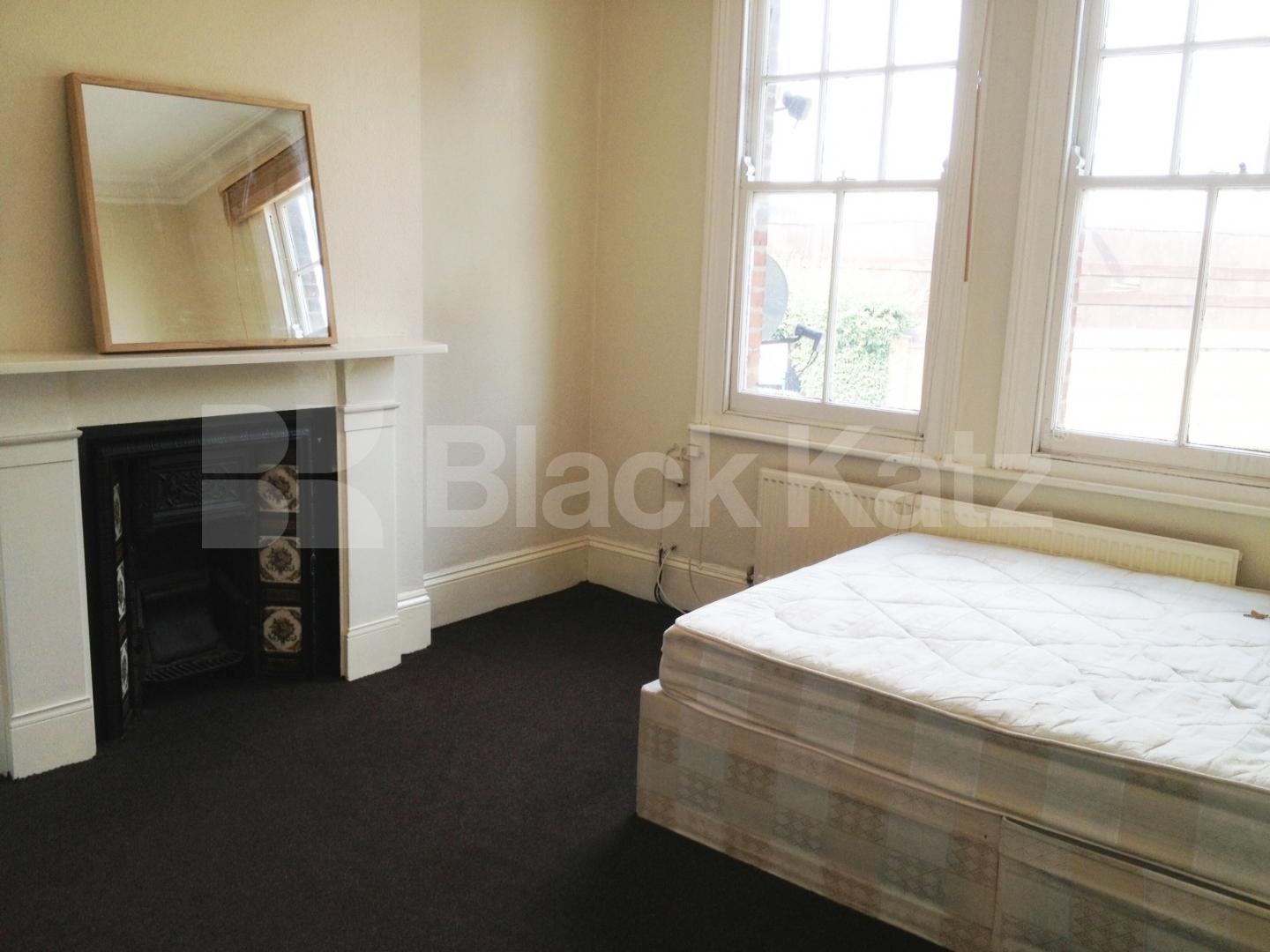 			NEW INSTRUCTION, 3 Bedroom, 1 bath, 1 reception Maisonette			 Silverthorne Road, Battersea Park